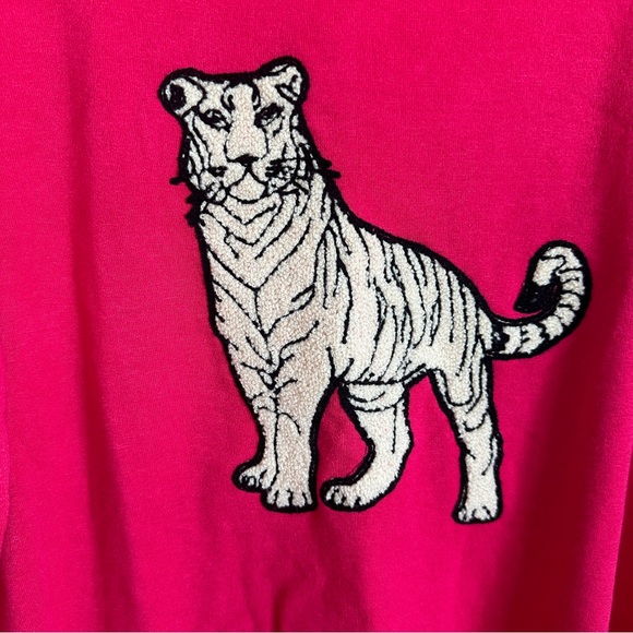 Jane+Delancey hot pink tiger print crewneck sweatshirt - Picture 2 of 8